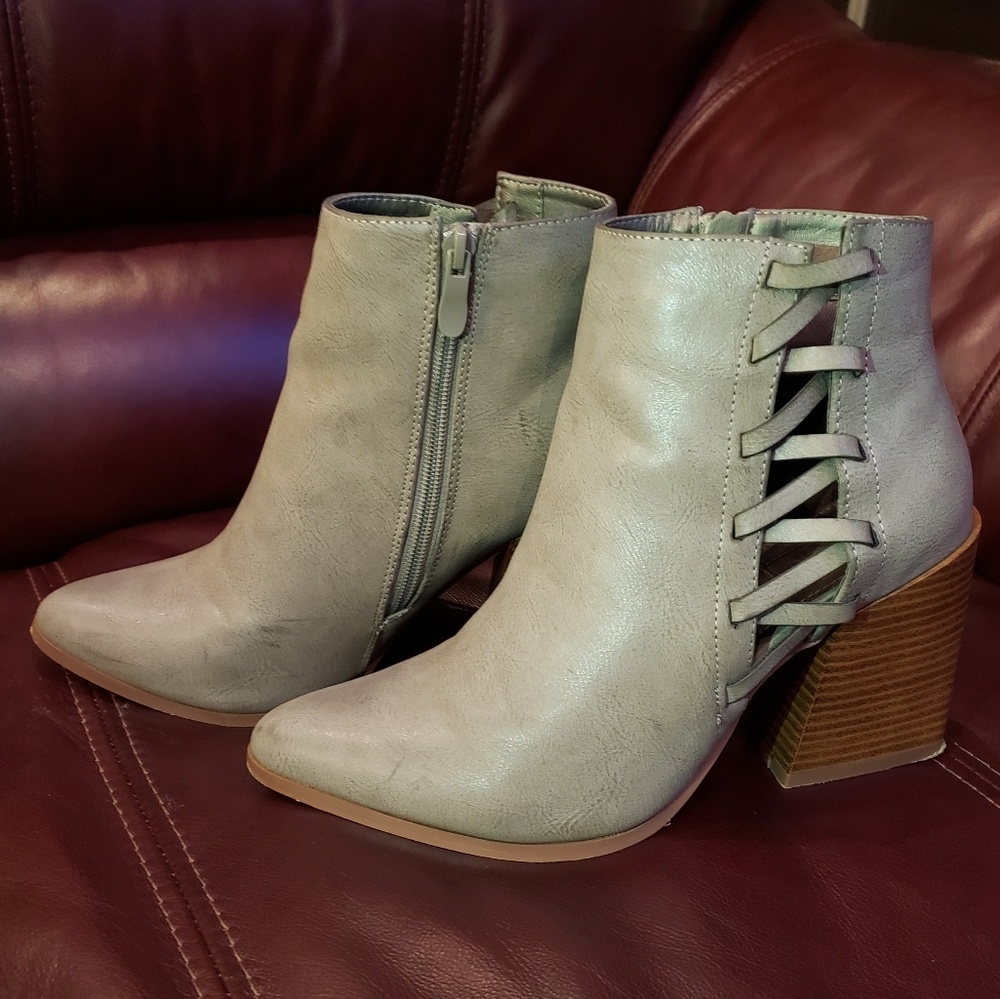 Forever21 Grey Ankle Boots